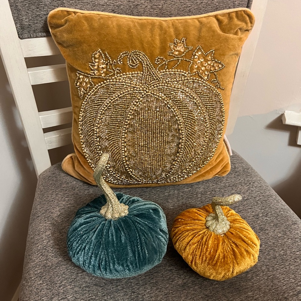 Belle Lux Pillow
